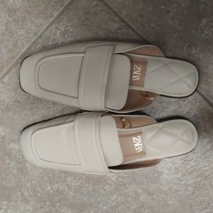 Zara mules/flats